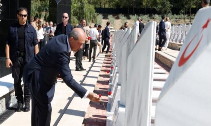 Cumhurbaşkanı Ersin Tatar, “15 Temmuz Demokrasi ve Milli Birlik Günü” nedeniyle Boğaz Şehitliği’nde düzenlenen törene katıldı