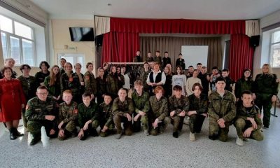 В Удмуртии депутаты «Единой России» организовали мастер-класс по плетению маскировочных сетей для бойцов СВО