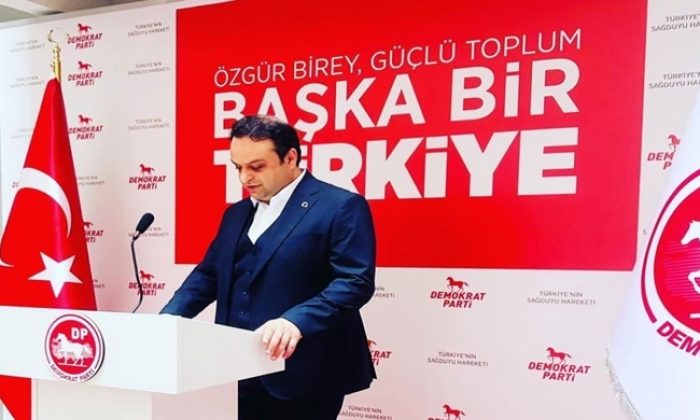 DEMOKRAT PARTİLİ SİYASETÇİ AYTAÇ BATTAL`DAN 15 TEMMUZ DEMOKRASİ VE MİLLİ BİRLİK GÜNÜ MESAJI