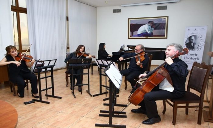 İtaliyada yaşayan azərbaycanlı bəstəkarın “Üzeyir Hacıbəyli Şuşaya qayıdır” əsəri Bakıda səsləndirilib