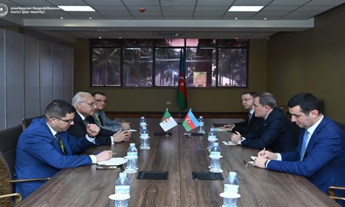 Bakan Jeyhun Bayramov’un Cezayir Demokratik Halk Cumhuriyeti Dışişleri ve Yurt Dışı Ulusal Toplum Bakanı Ahmed Attaf ile görüşmesine ilişkin basın açıklaması